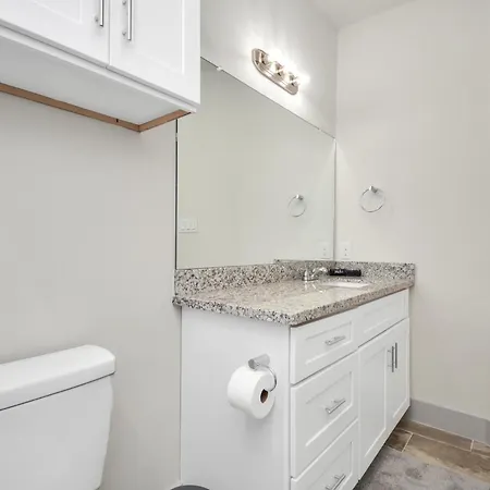 Shades Of Grey Apartment Houston Exterior photo