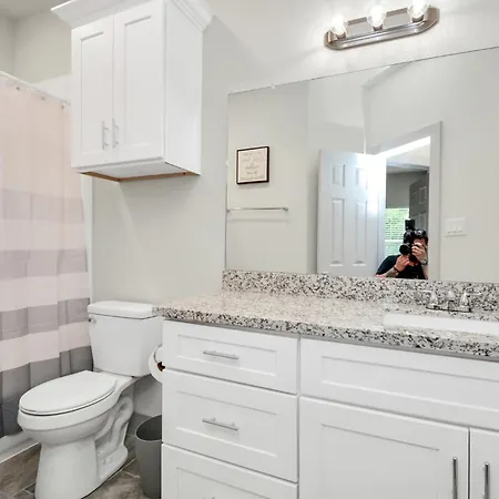 Shades Of Grey Apartment Houston Exterior photo