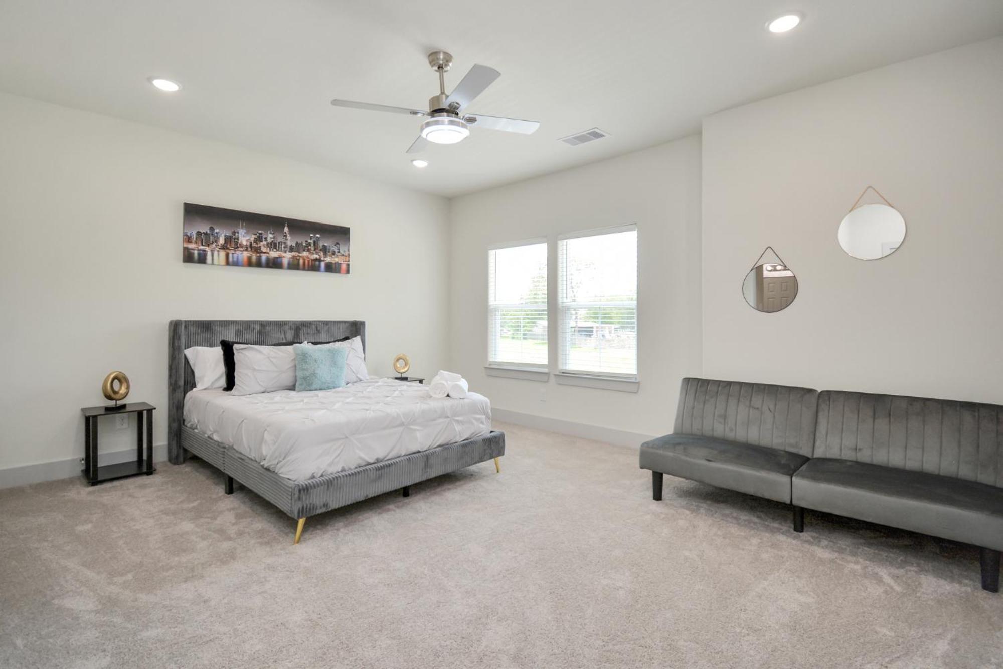 Shades Of Grey Apartment